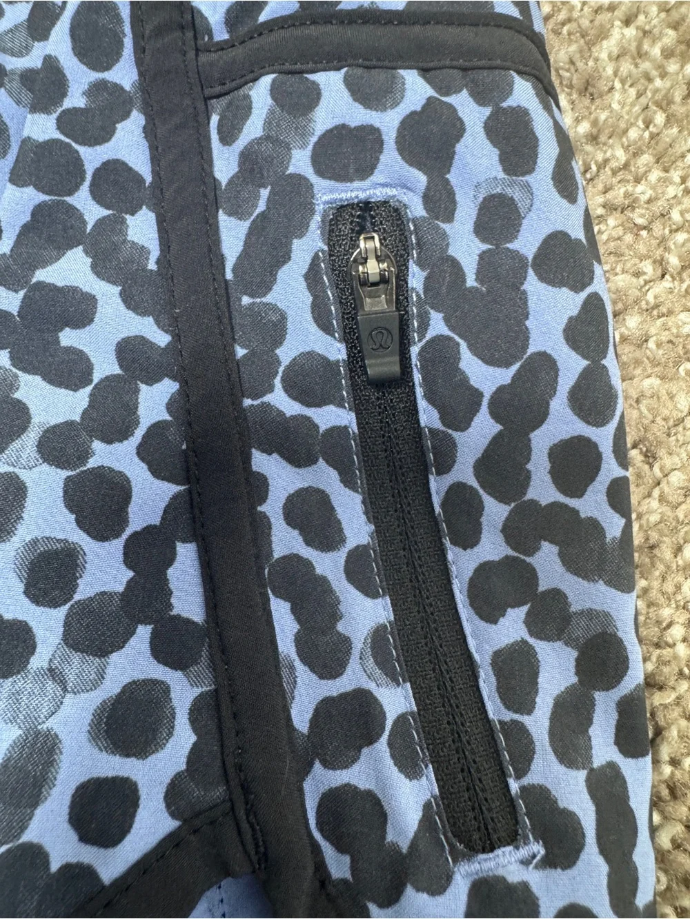 Lululemon Speed Short Ace Spot Lullaby Black 4-way stretch shorts - Picture 7 of 8